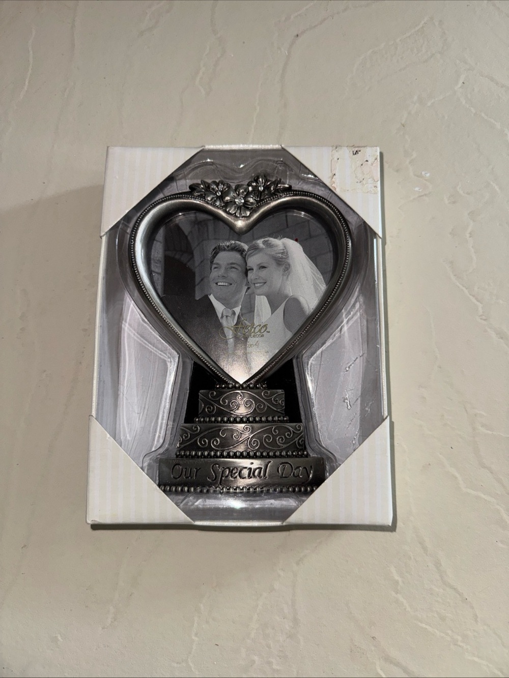 Fetco Wedding Heart & Cake Photo Frame “OUR SPECIAL DAY” 3.5" x 4" Photo Silver